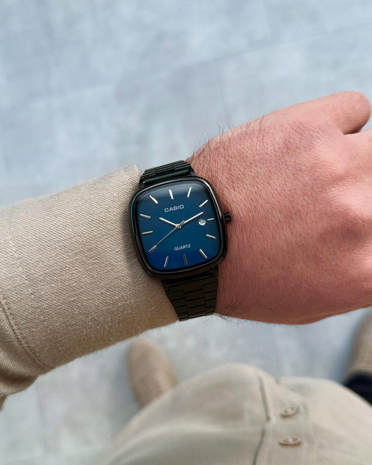 Casio - Black & Blu